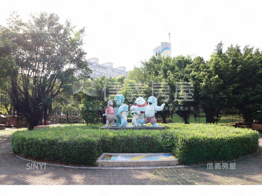 濟弘四期～質感大器三房房屋室內格局與周邊環境