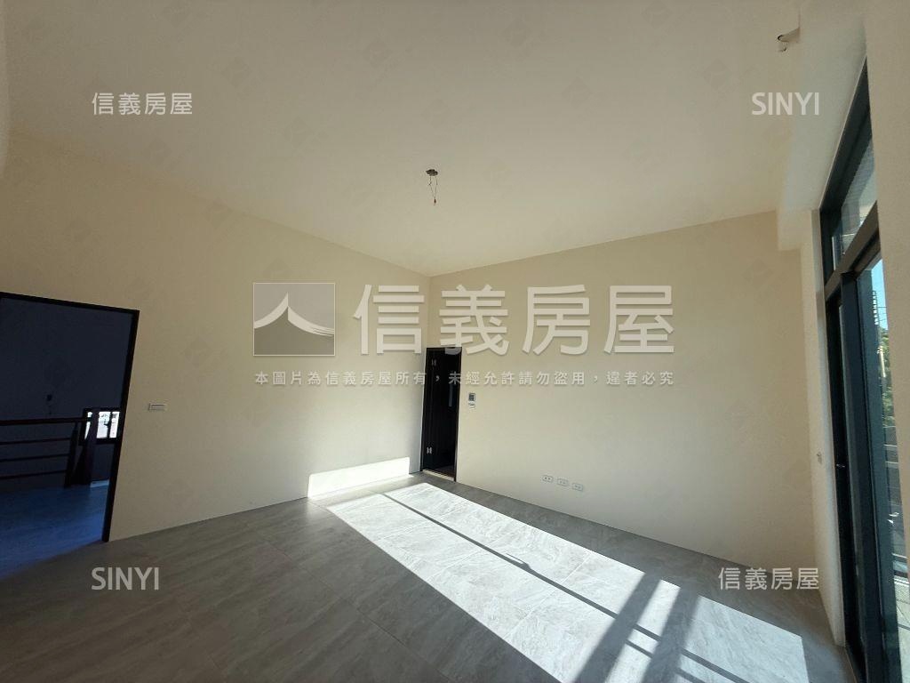 科技產業園區旁全新別墅Ｄ房屋室內格局與周邊環境