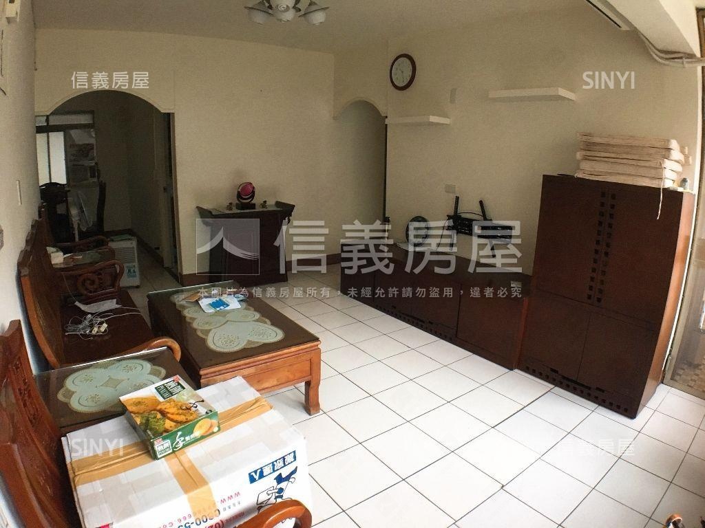 新明寬敞明亮美寓房屋室內格局與周邊環境