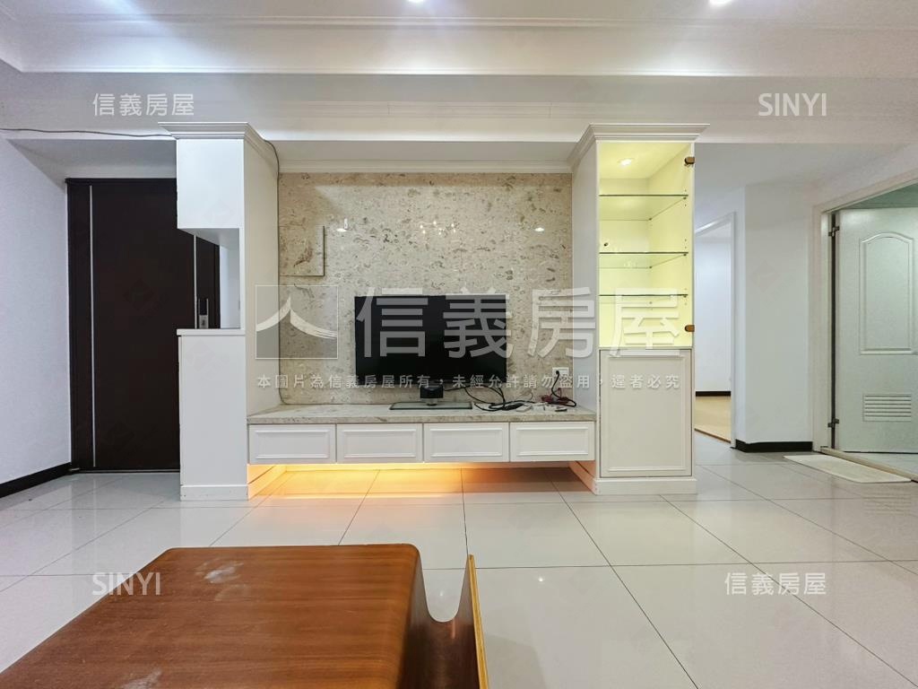 ＷＨＯＵＳＥ兩房房屋室內格局與周邊環境