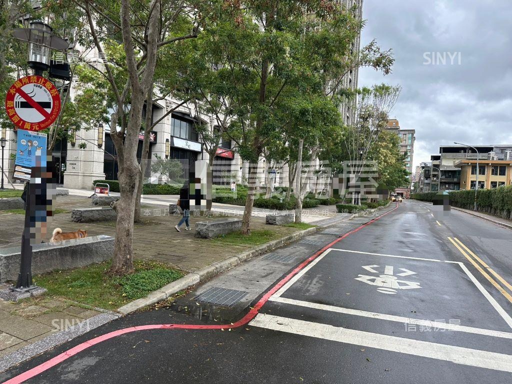 中正燙金店面房屋室內格局與周邊環境