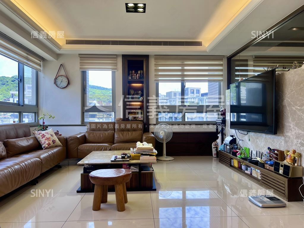 新潤高樓美景裝潢戶房屋室內格局與周邊環境