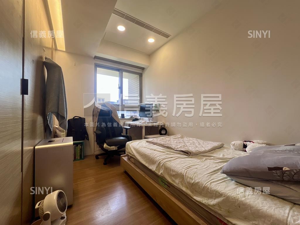 新潤高樓美景裝潢戶房屋室內格局與周邊環境