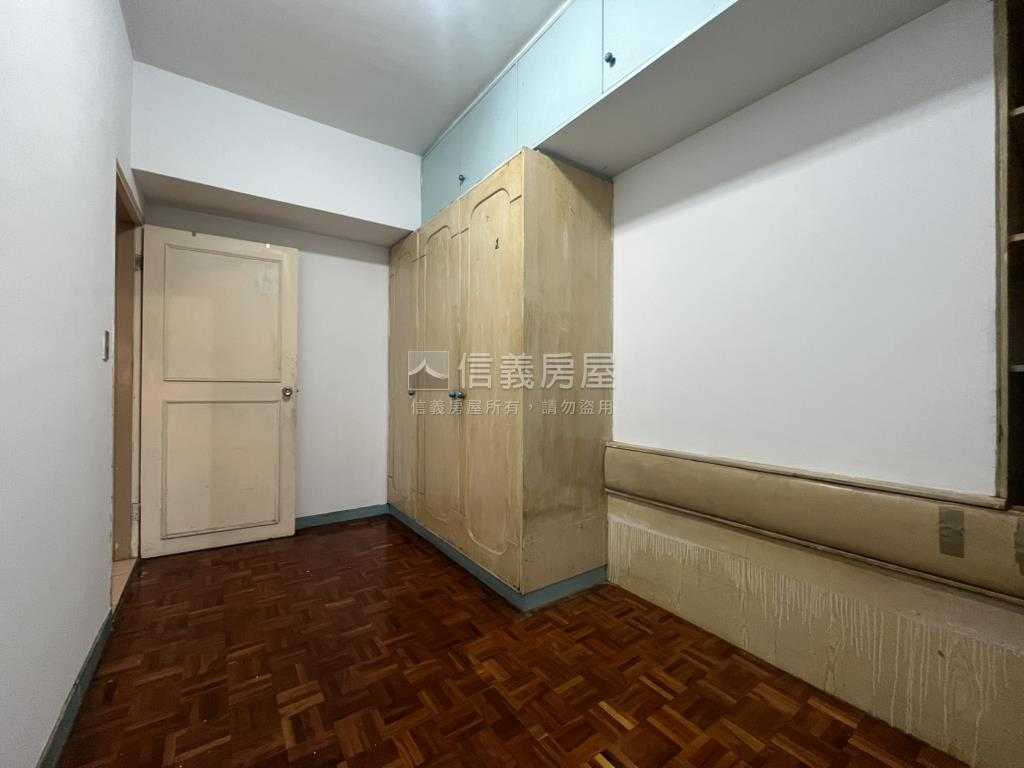近北市四房電梯美屋房屋室內格局與周邊環境