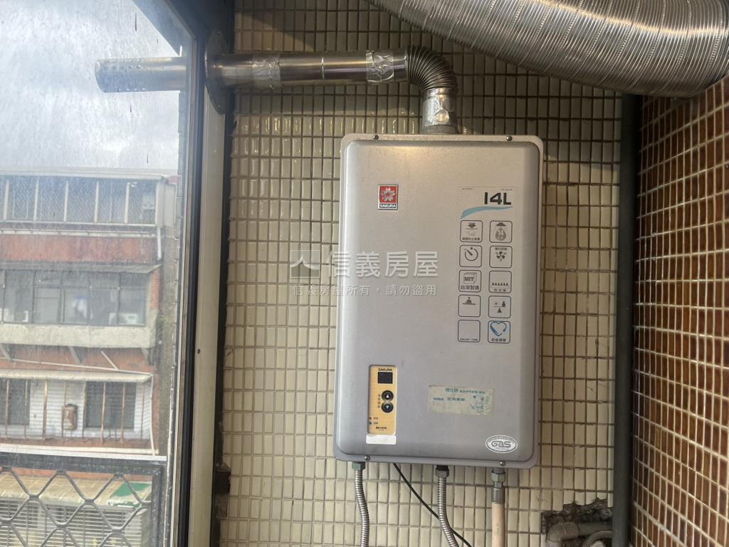 近北市四房電梯美屋房屋室內格局與周邊環境