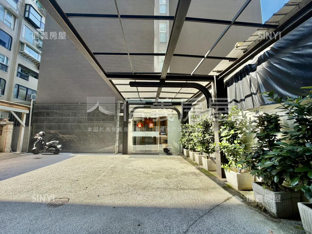 整棟旅店誠意出售房屋室內格局與周邊環境