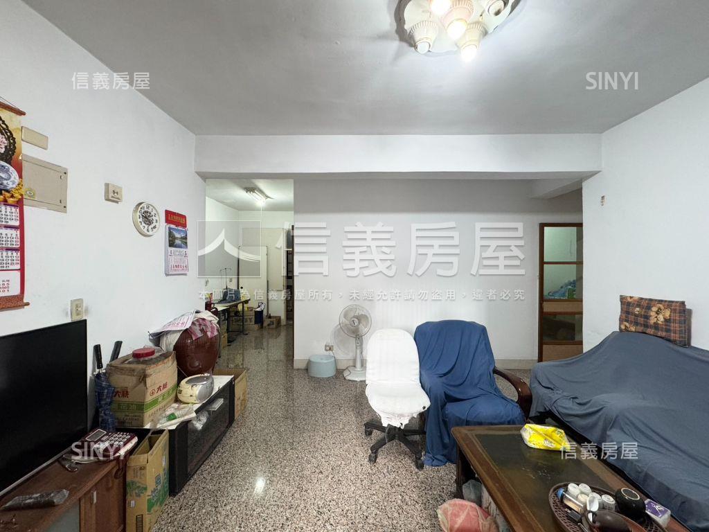 近未來萬大線一樓免爬高房屋室內格局與周邊環境
