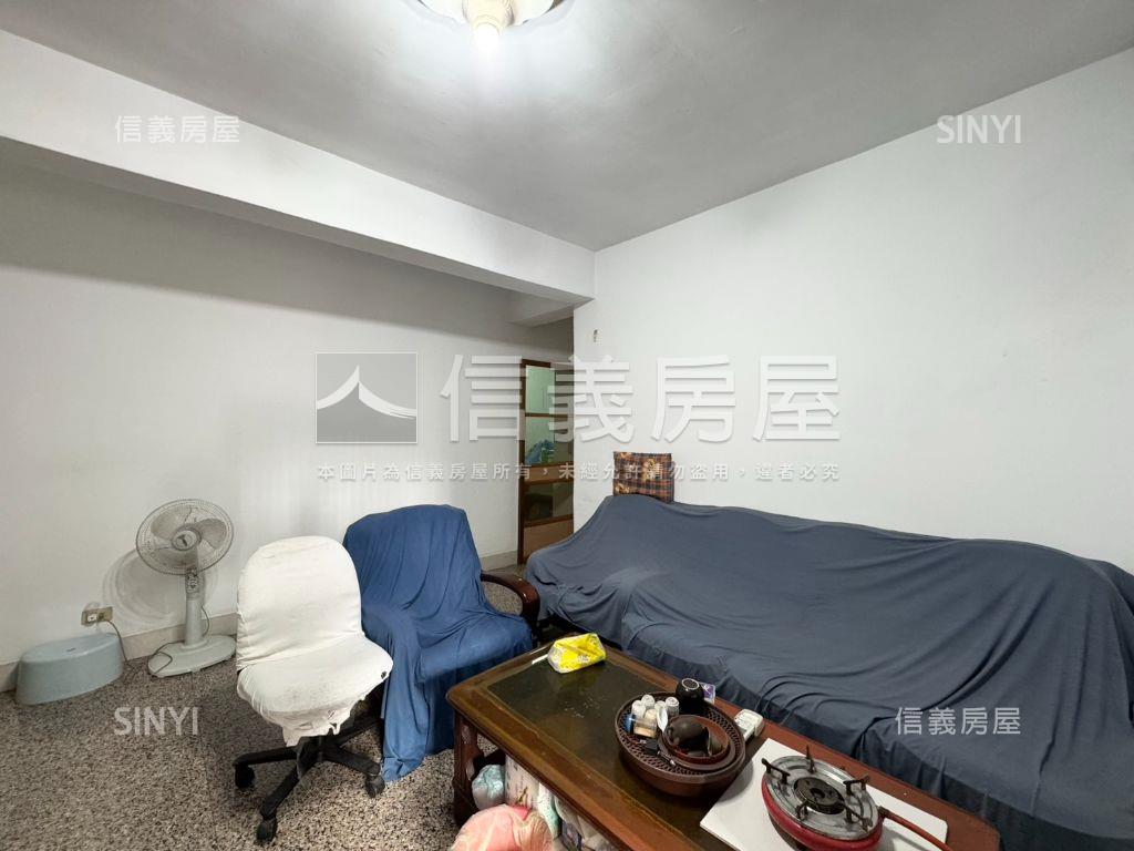 近未來萬大線一樓免爬高房屋室內格局與周邊環境