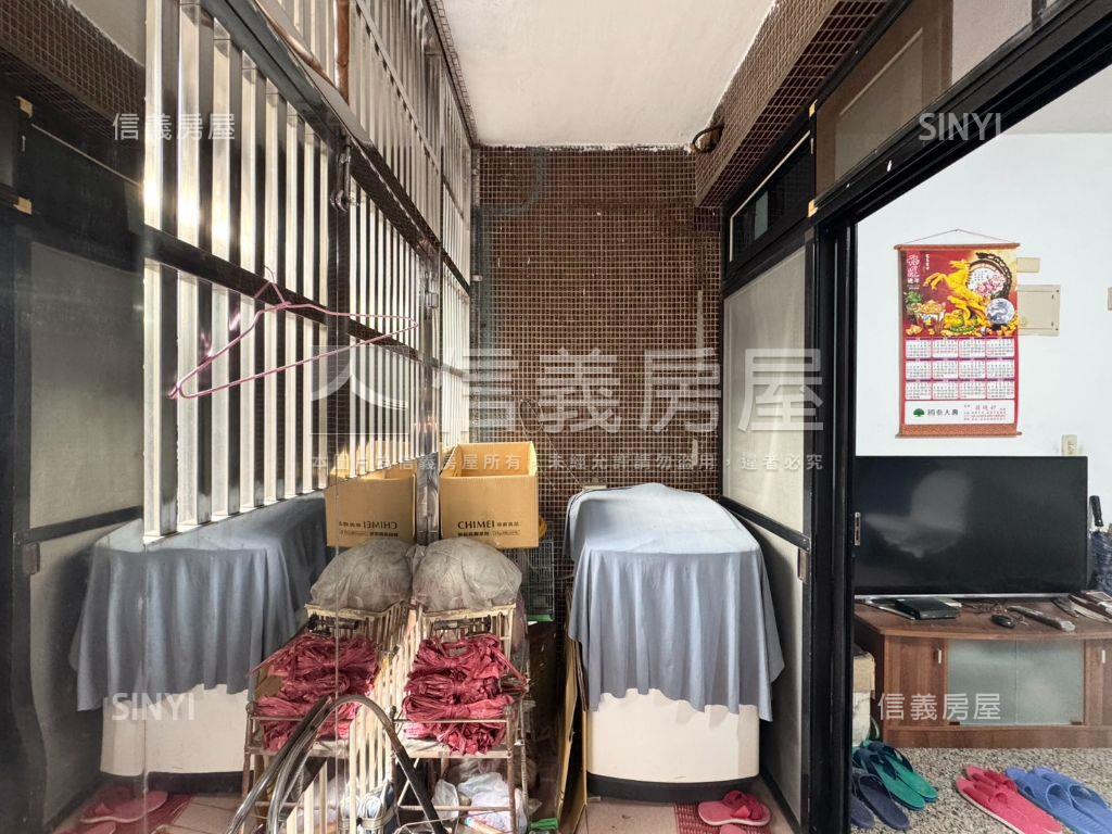 近未來萬大線一樓免爬高房屋室內格局與周邊環境
