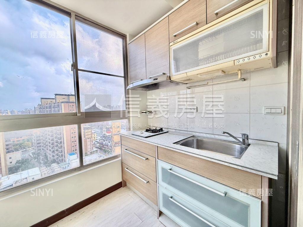 文藝特區【亞曼尼】套房房屋室內格局與周邊環境