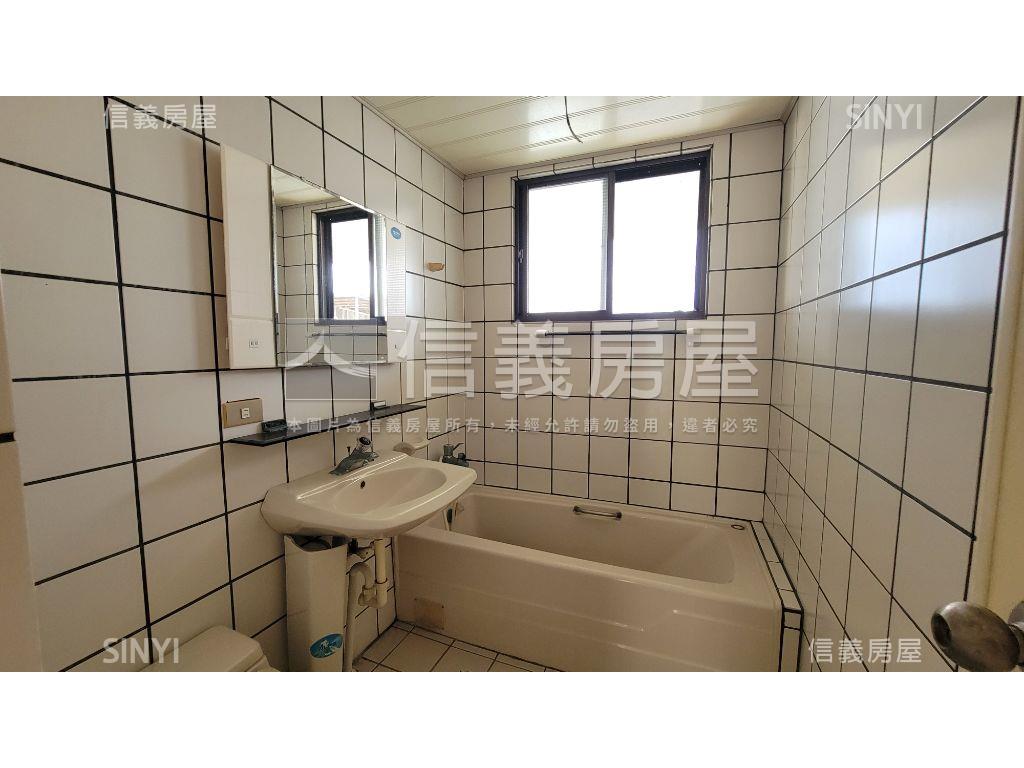 南雄雙併華廈房屋室內格局與周邊環境