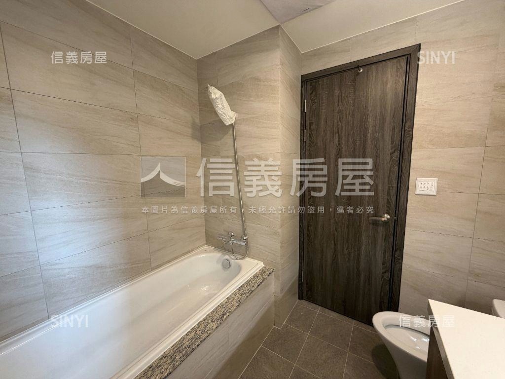 全新潮尚居三房雙車位！房屋室內格局與周邊環境