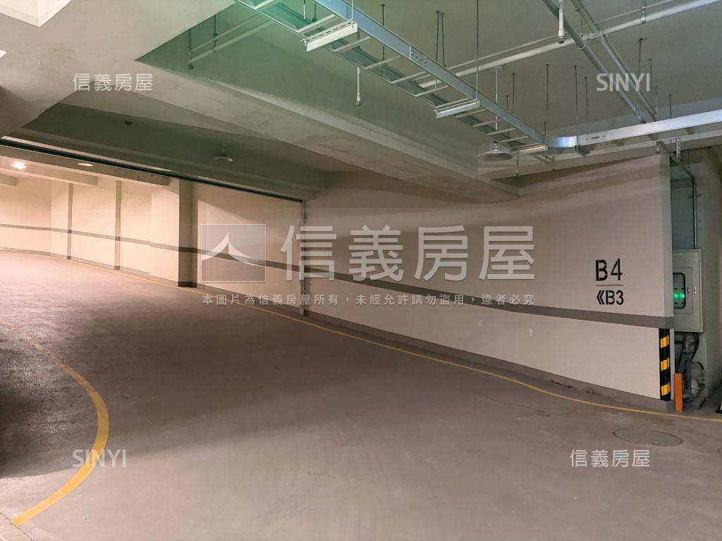 全新潮尚居三房雙車位！房屋室內格局與周邊環境