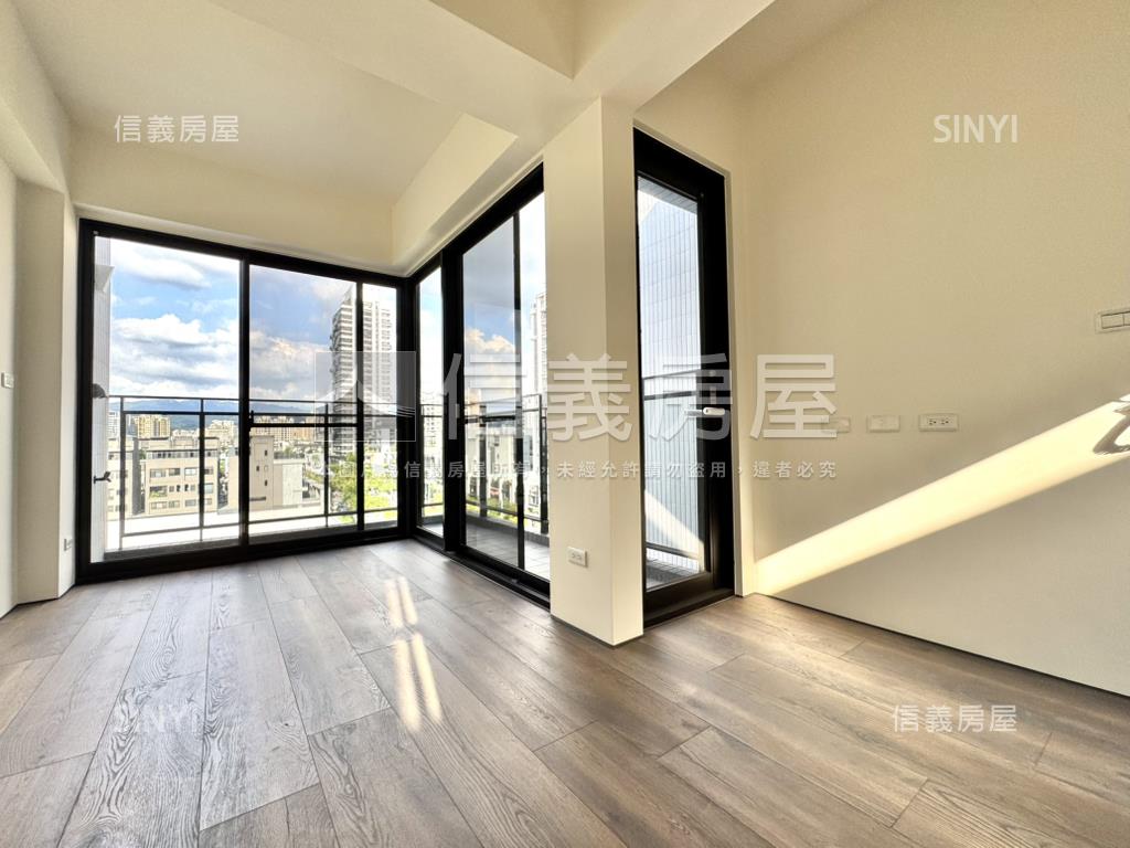 ☆精晨雙城臨路電梯店墅◆房屋室內格局與周邊環境