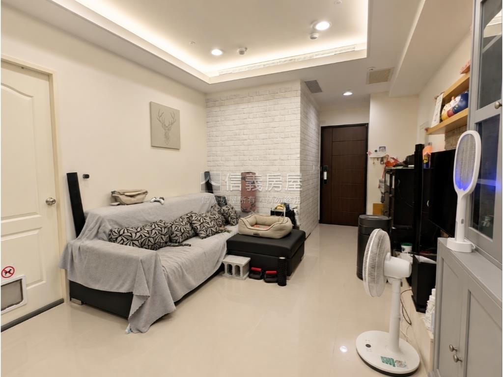 台北灣觀海渡假級景觀３房房屋室內格局與周邊環境