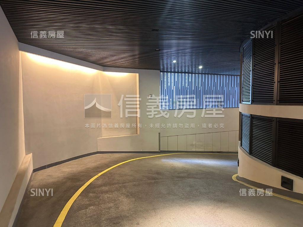 皇翔博美館建商保留裝潢戶房屋室內格局與周邊環境