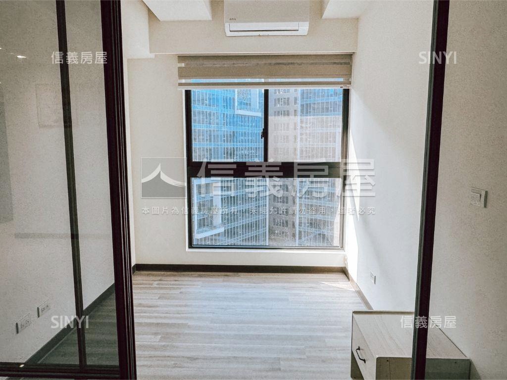 青埔Ａ１８Ｗ站前高樓３房房屋室內格局與周邊環境