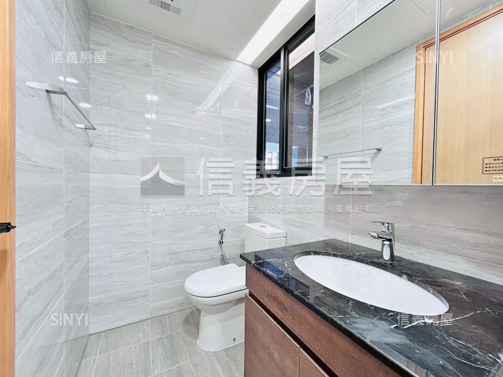 青埔Ａ１８Ｗ站前高樓３房房屋室內格局與周邊環境