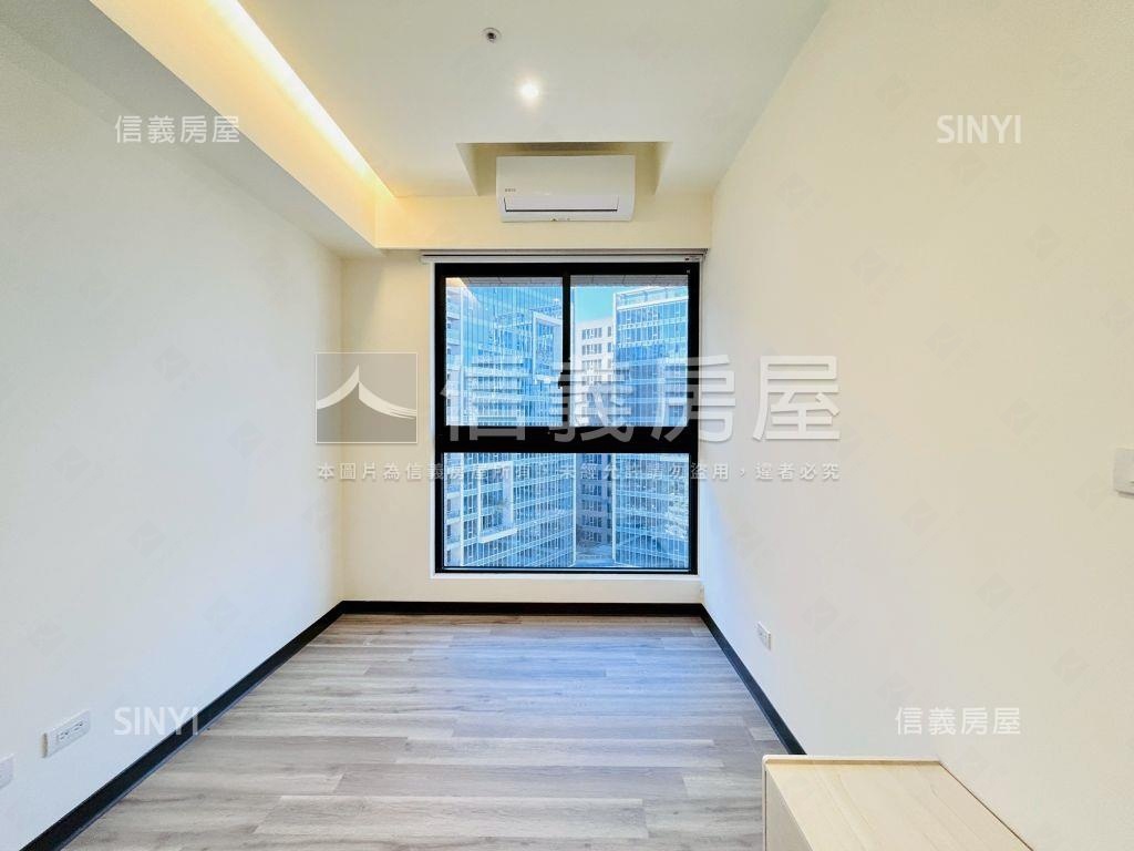 青埔Ａ１８Ｗ站前高樓３房房屋室內格局與周邊環境