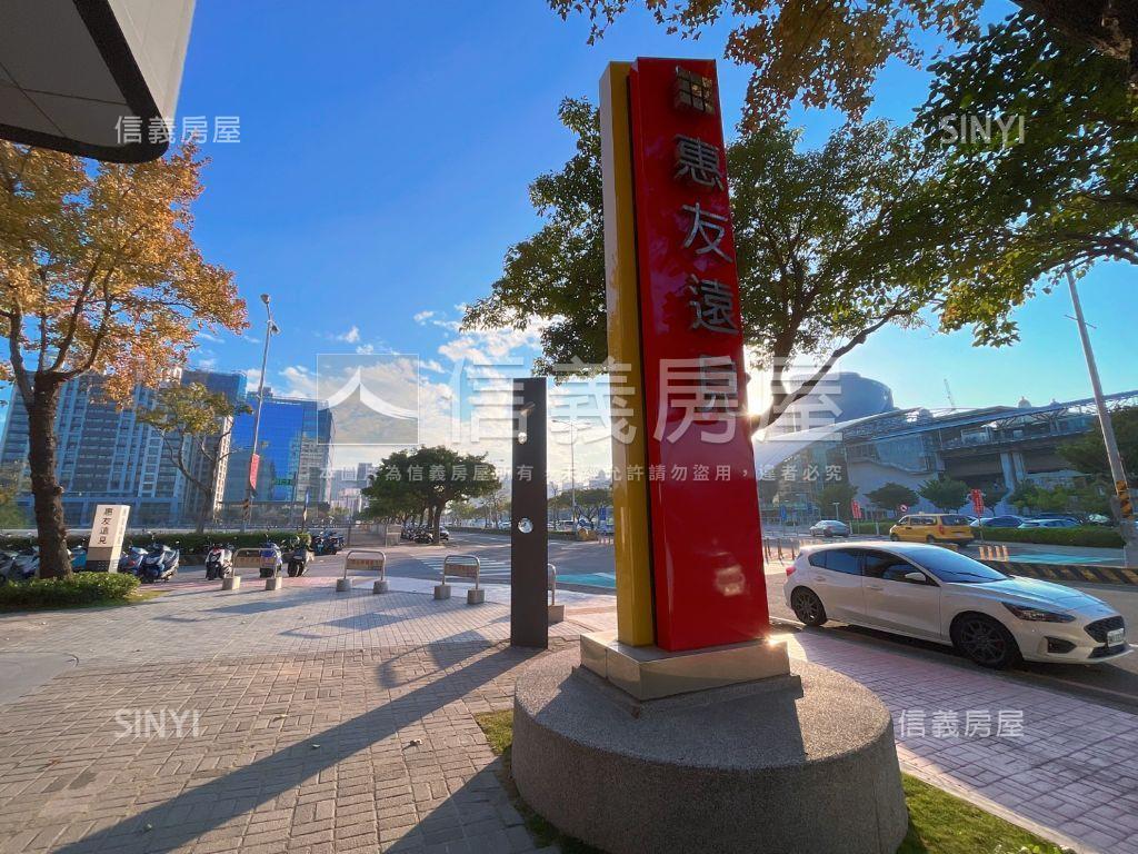 高鐵遠見鑽石金店面房屋室內格局與周邊環境