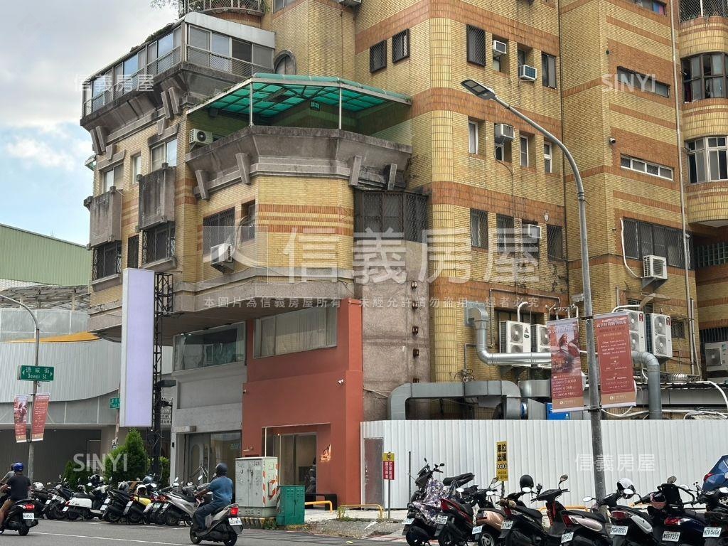 富民商圈正路醒目店面房屋室內格局與周邊環境