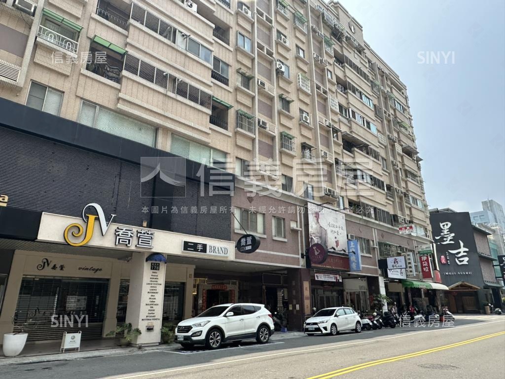 富民商圈正路醒目店面房屋室內格局與周邊環境