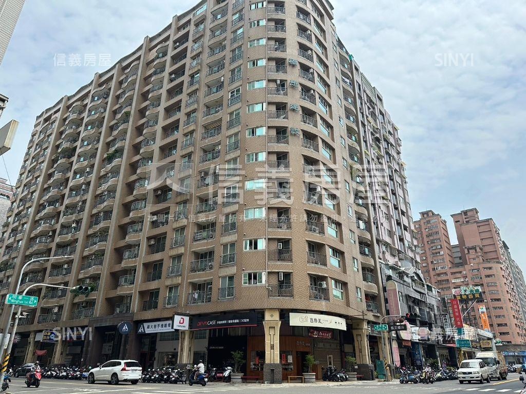 富民商圈正路醒目店面房屋室內格局與周邊環境