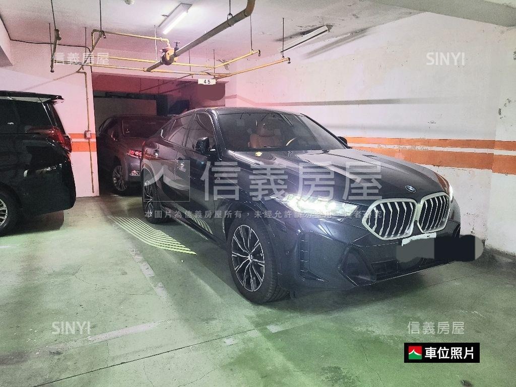 運動公園景觀４房車位房屋室內格局與周邊環境