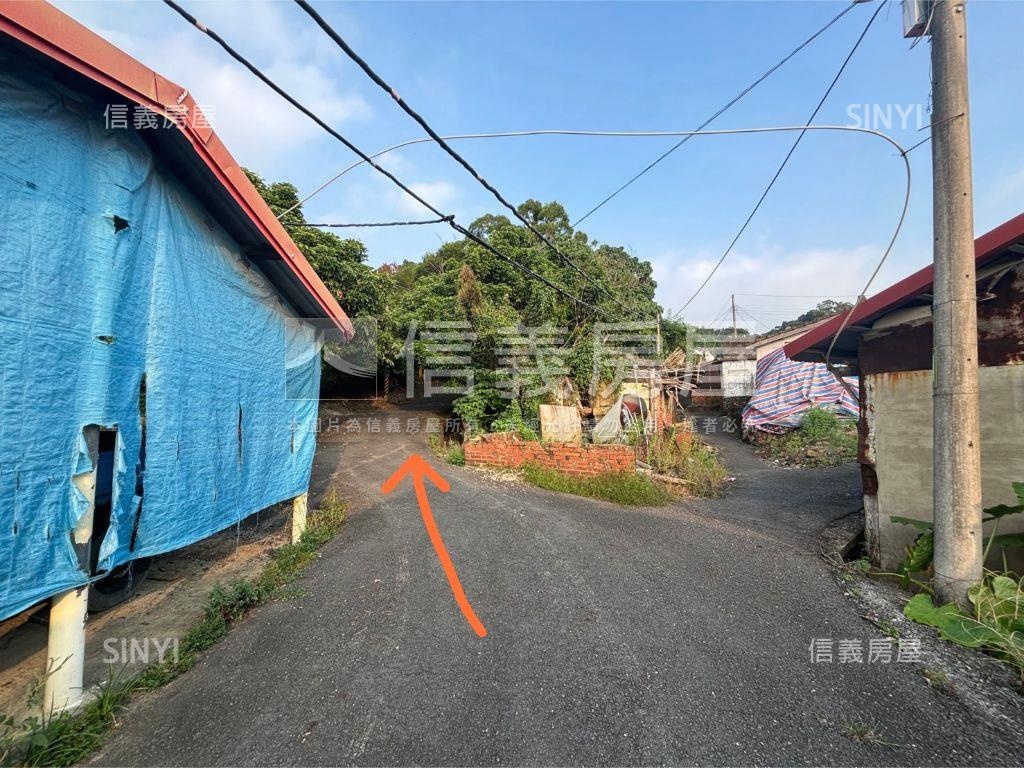 東山山坡農牧用地房屋室內格局與周邊環境