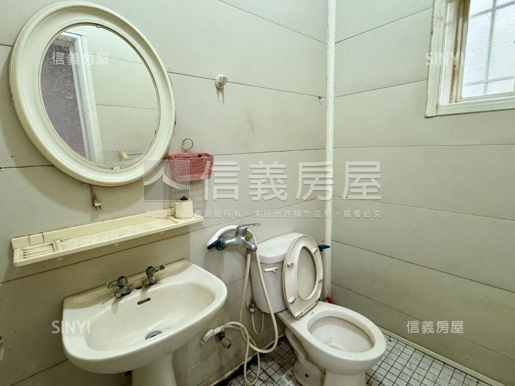 近未來捷運·大馬路上透天房屋室內格局與周邊環境