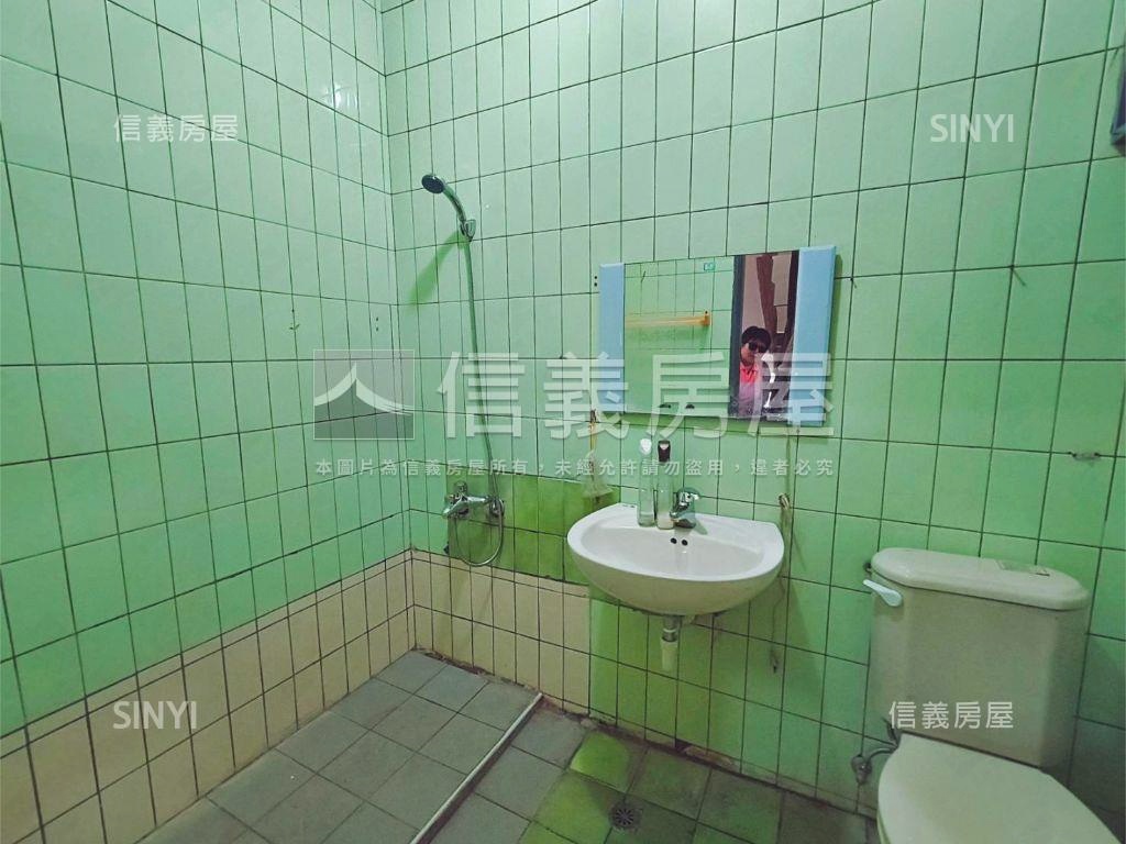 近新光國中孝親透天房屋室內格局與周邊環境