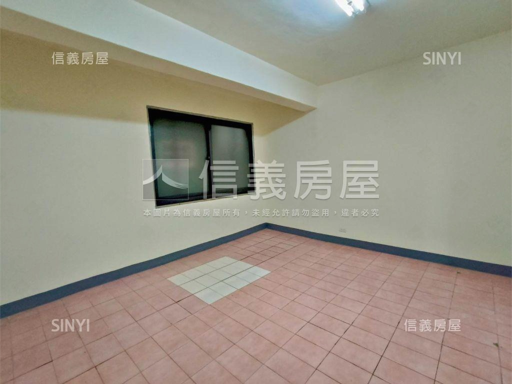 近新光國中孝親透天房屋室內格局與周邊環境