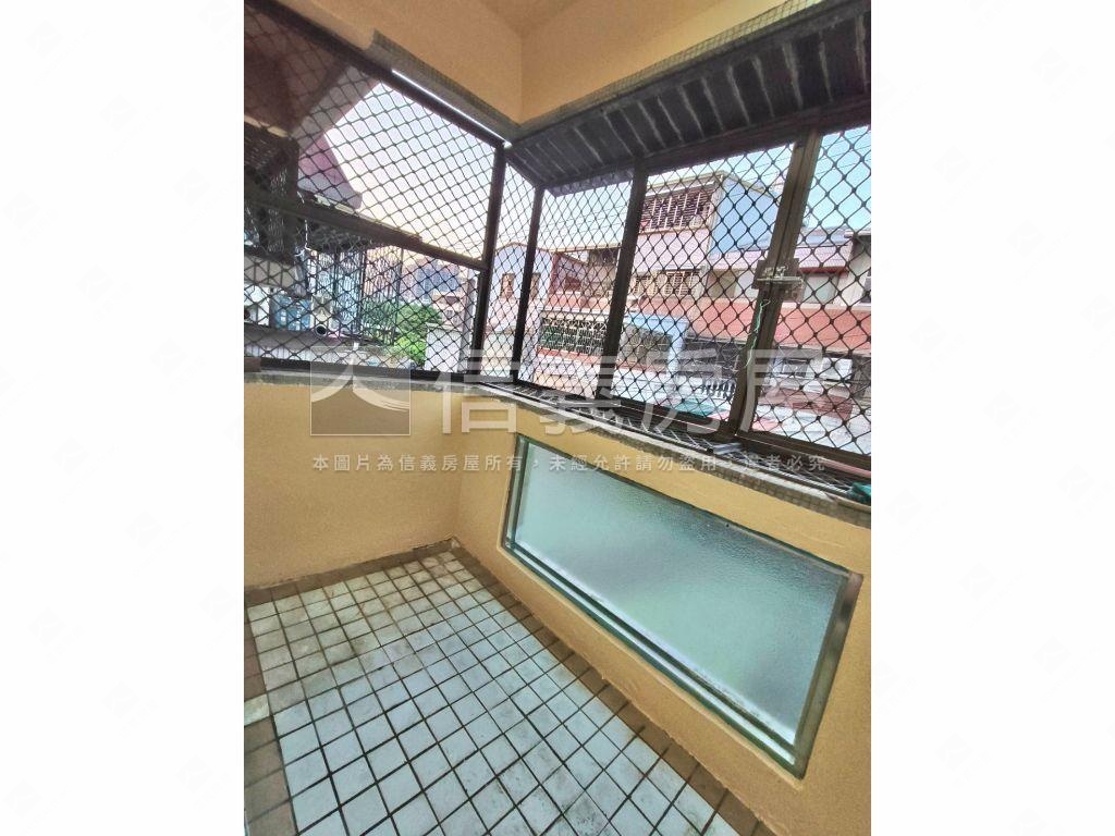 近新光國中孝親透天房屋室內格局與周邊環境