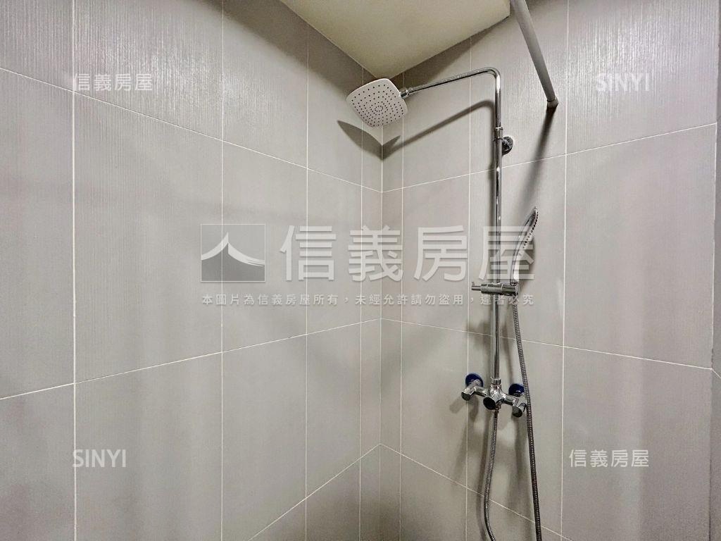 ＳＫＹ１美裝潢大兩房房屋室內格局與周邊環境