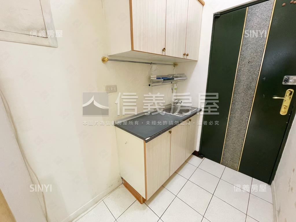 新接⭐低總價⭐美裝潢電梯房屋室內格局與周邊環境