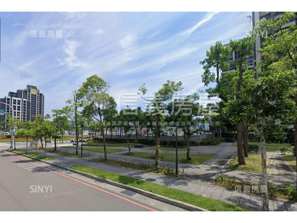 大都會公園２房平面車位房屋室內格局與周邊環境