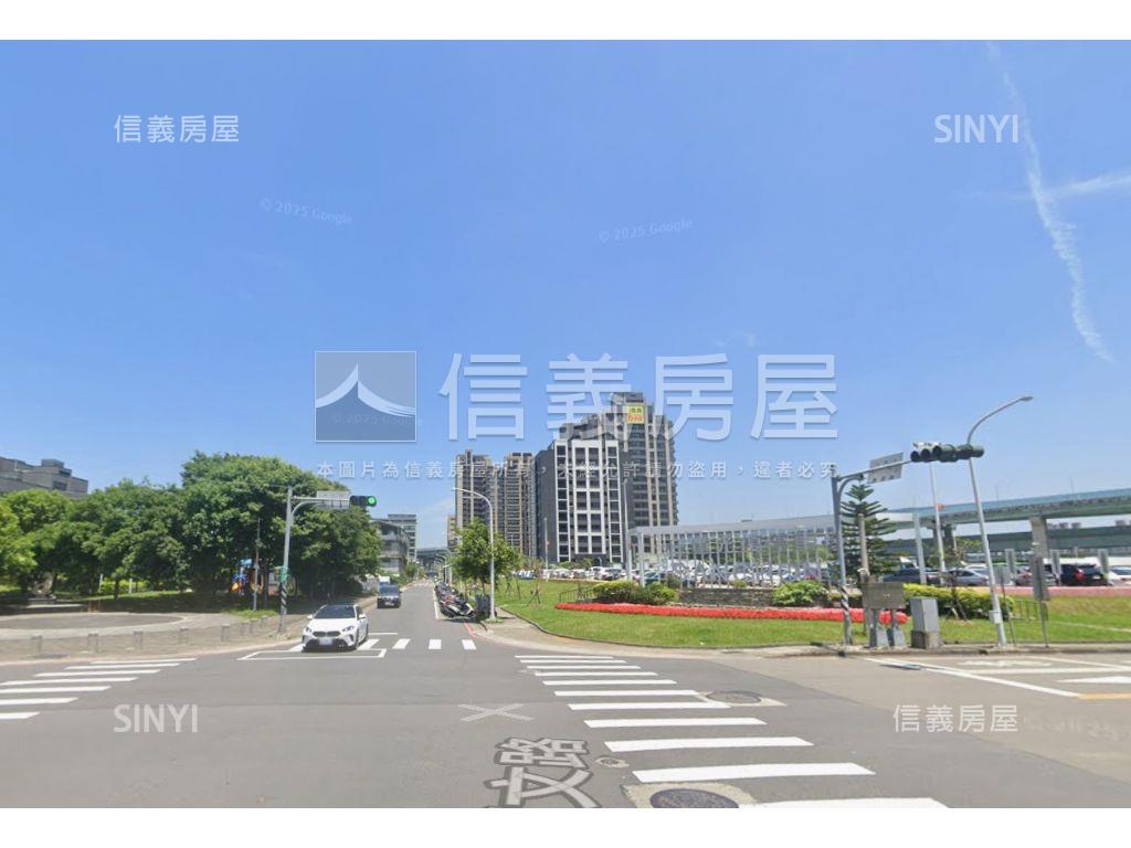 大都會公園２房平面車位房屋室內格局與周邊環境