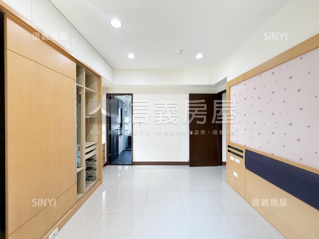 棋琴三面採光三房平車房屋室內格局與周邊環境