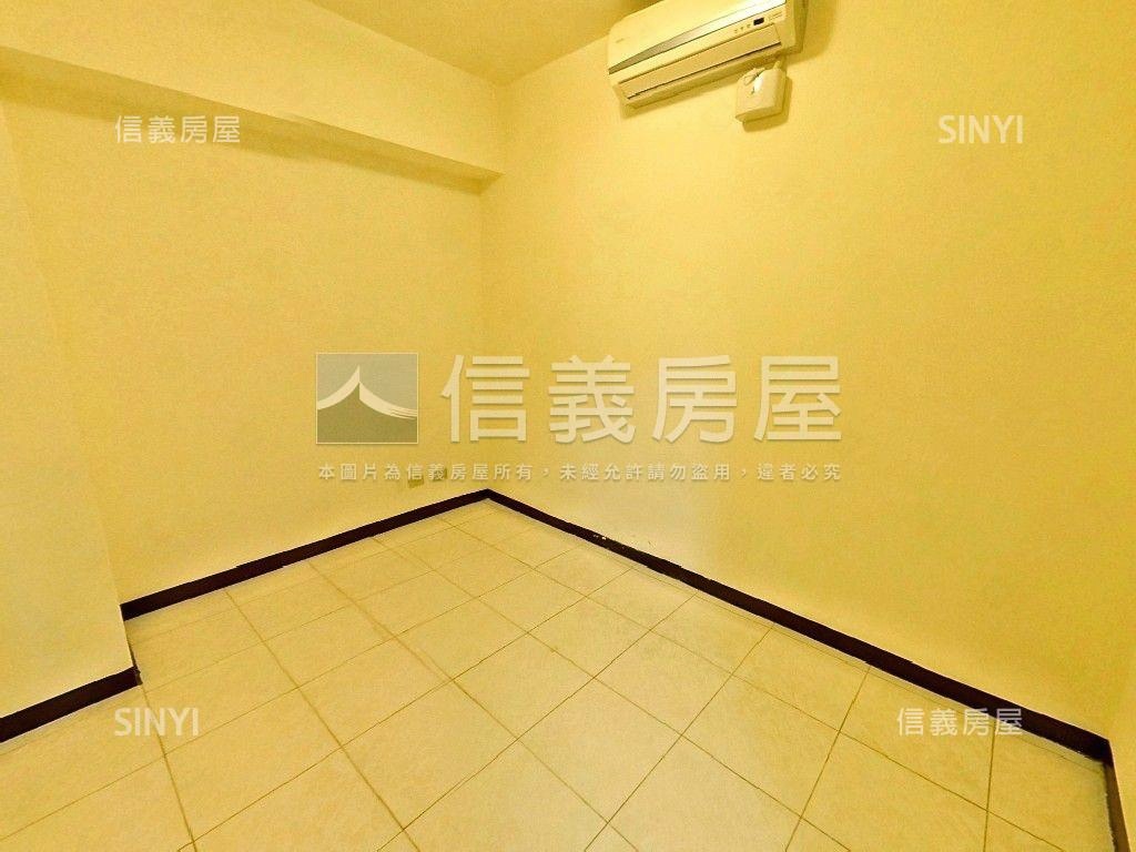 新巢代三房特別戶房屋室內格局與周邊環境