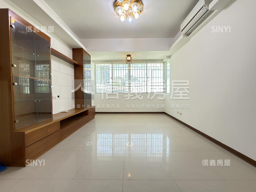 近北市稀有華廈三房房屋室內格局與周邊環境