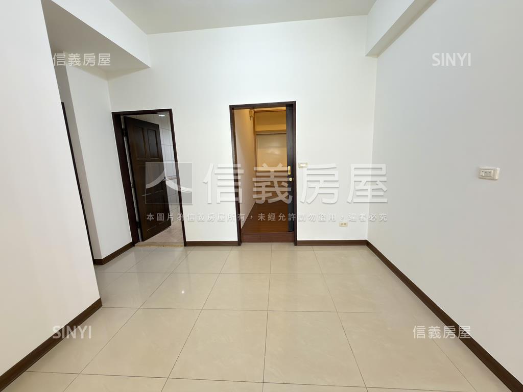 近北市稀有華廈三房房屋室內格局與周邊環境