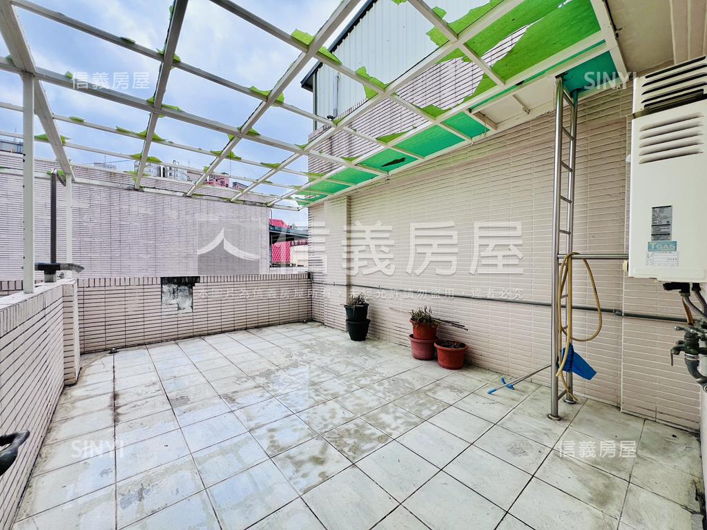 福山學區熱鬧正路五樓透店房屋室內格局與周邊環境