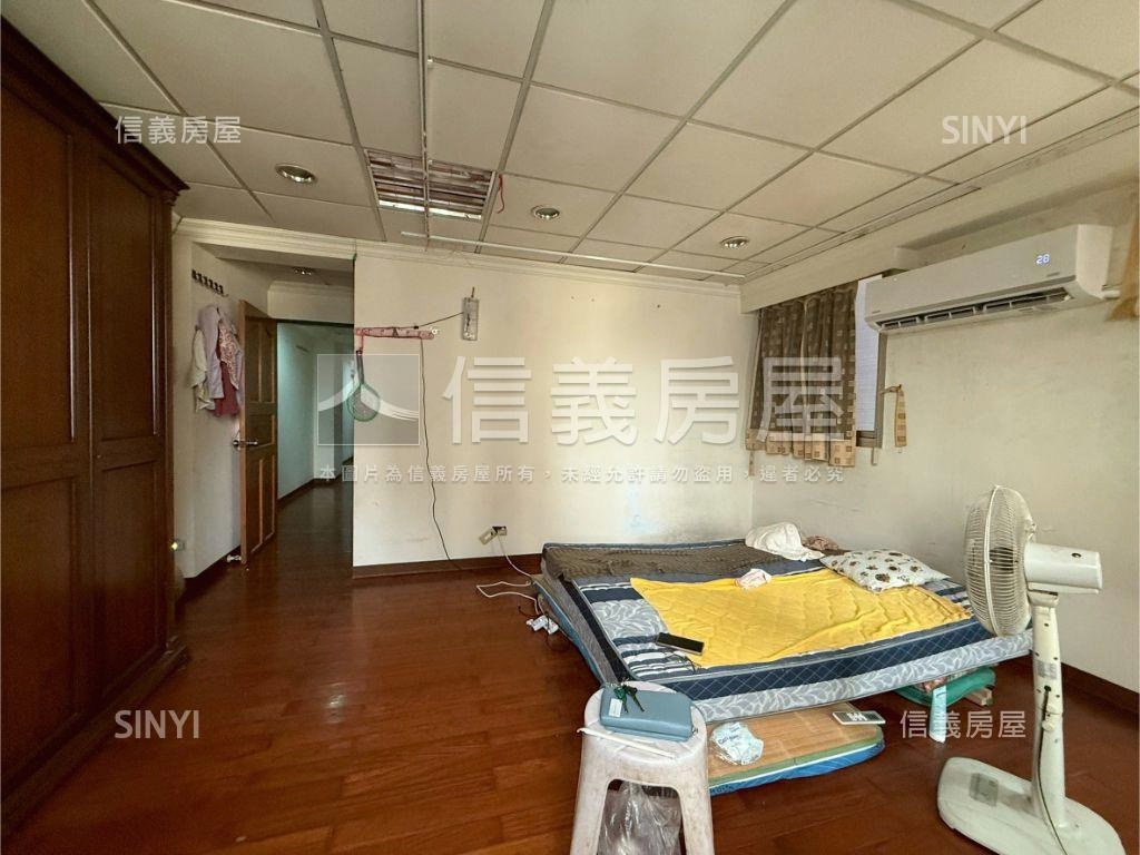 林森路市區電梯三房房屋室內格局與周邊環境