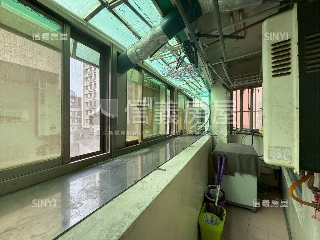 林森路市區電梯三房房屋室內格局與周邊環境