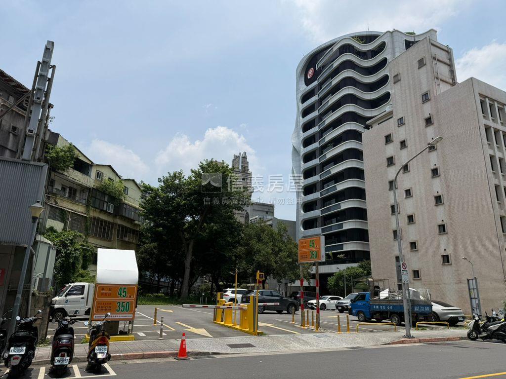 稀有高土持。美寓大空間房屋室內格局與周邊環境