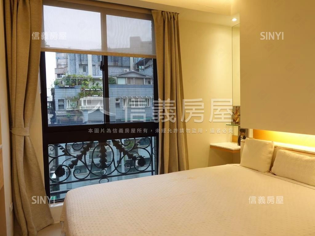昇陽２房帶坡平車位房屋室內格局與周邊環境