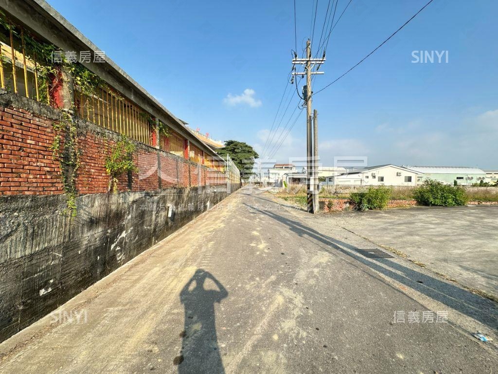 大灣都計內臨６米路農地房屋室內格局與周邊環境