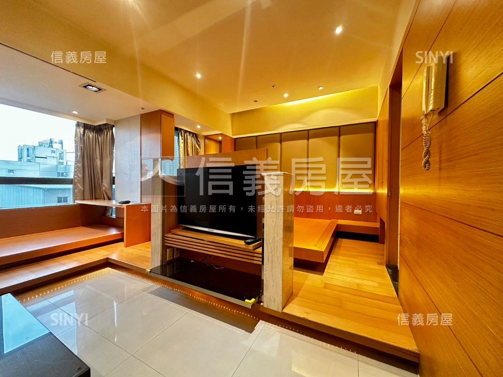 世界之心一房免千萬房屋室內格局與周邊環境