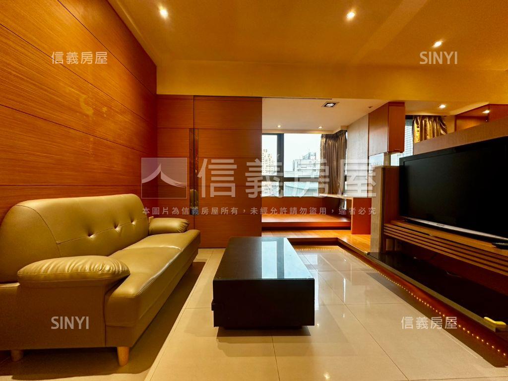 世界之心一房免千萬房屋室內格局與周邊環境