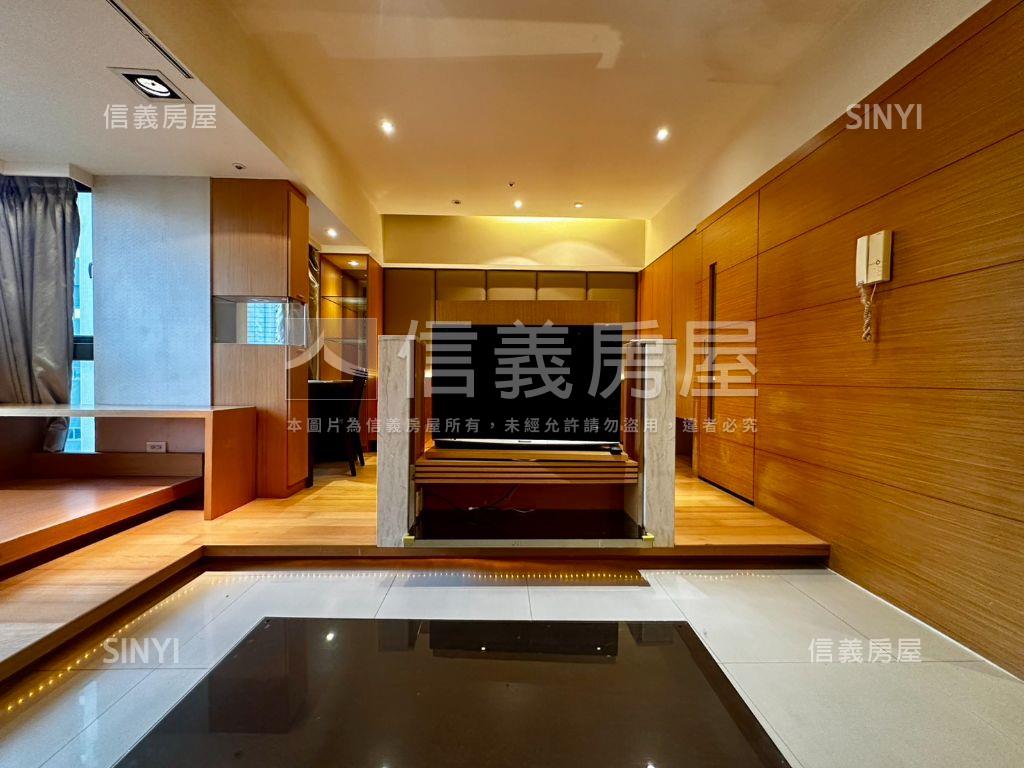 世界之心一房免千萬房屋室內格局與周邊環境